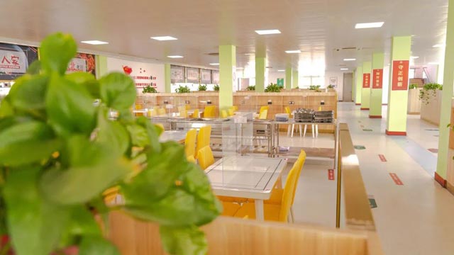 ��2��Ա�������ٷ���վ